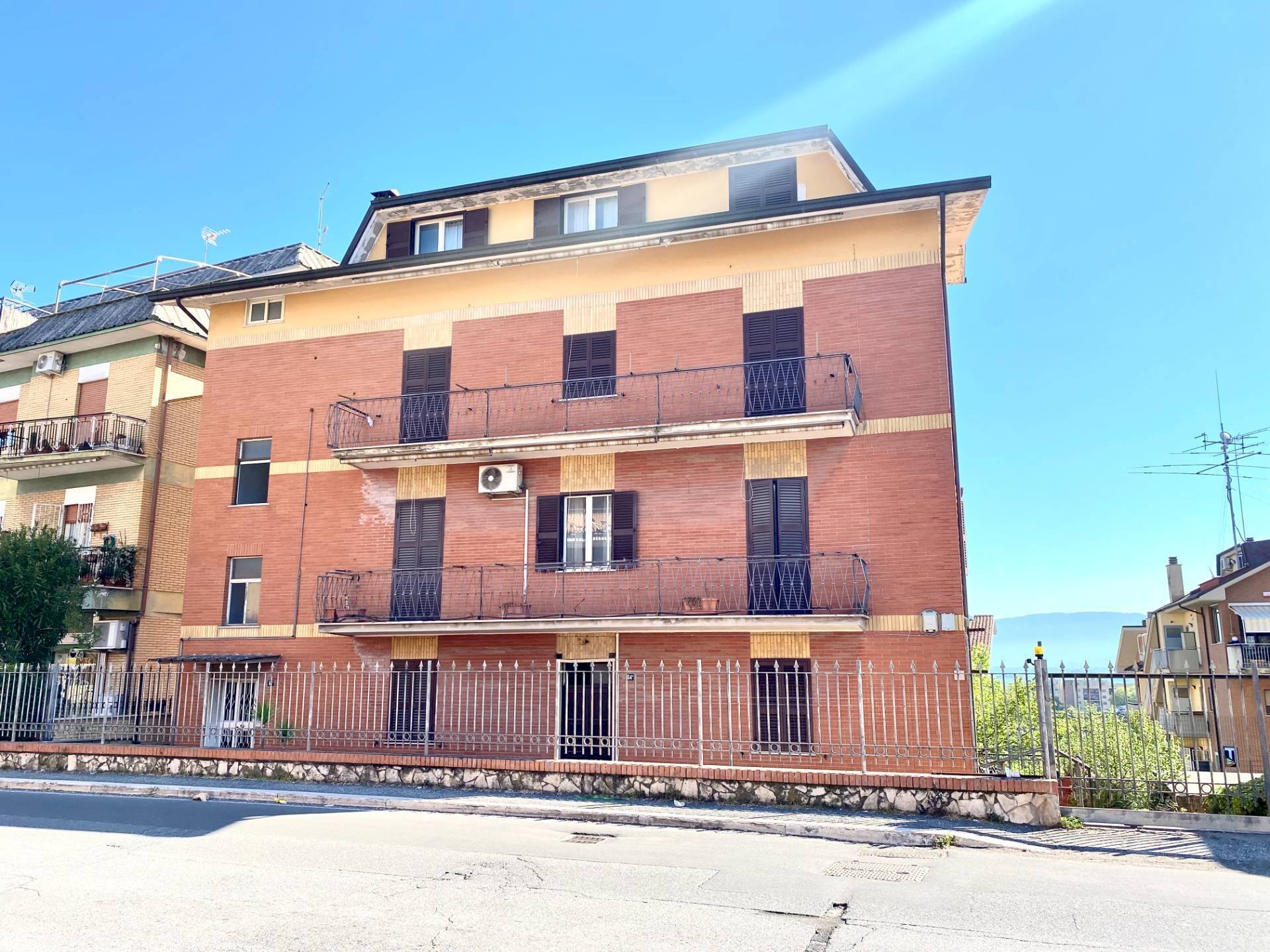 Foto 2 - Attico Via San Martino
 
64, Monterotondo - foto 2