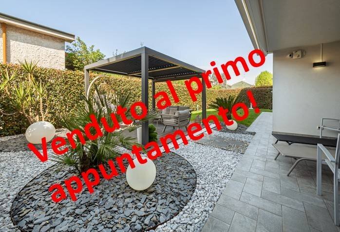 Foto 1 - Trilocale Via Adamello
 
12, Carugate - foto 1