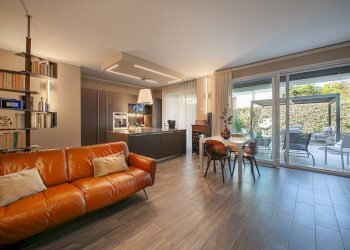 Foto 3 - Trilocale Via Adamello
 
12, Carugate - foto 3