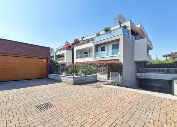 Foto 23 - Trilocale Via Adamello
 
12, Carugate - foto 23