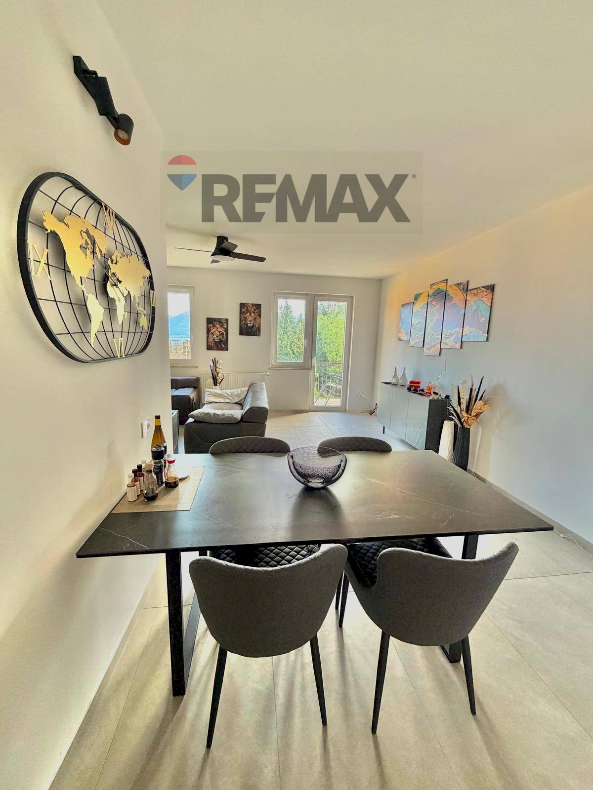 Sala da pranzo - Appartamento Via Castello
 
84, Porto Valtravaglia - foto 2