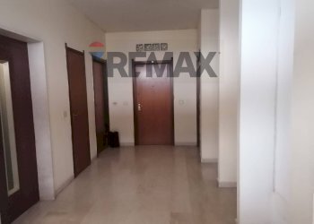 Hall / corridoio - Bilocale VIA VALVERDE
 
13, Varese - foto 21