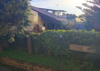 Edificio all\'aperto - Casa semi indipendente Via San Giuseppe
 
8, Aci Sant'Antonio - foto 1