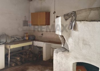 Cucina - Casa semi indipendente Via San Giuseppe
 
8, Aci Sant'Antonio - foto 5