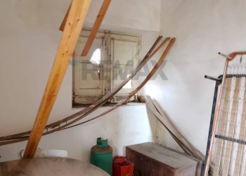 Scale - Casa semi indipendente Via San Giuseppe
 
8, Aci Sant'Antonio - foto 7