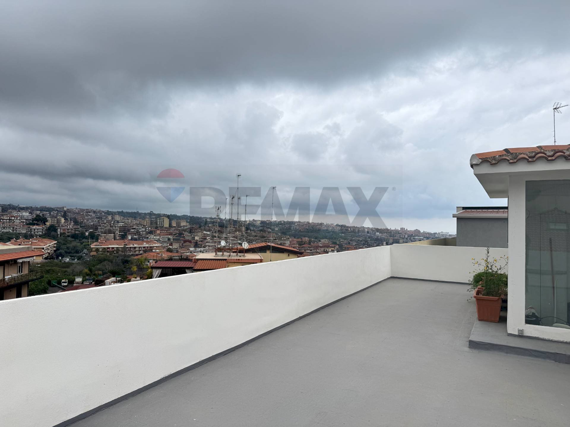 Terrazza - Attico Via Finocchiari
 
175, Aci Catena - foto 1
