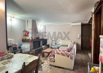 Sala da pranzo - Attico Via Finocchiari
 
175, Aci Catena - foto 8