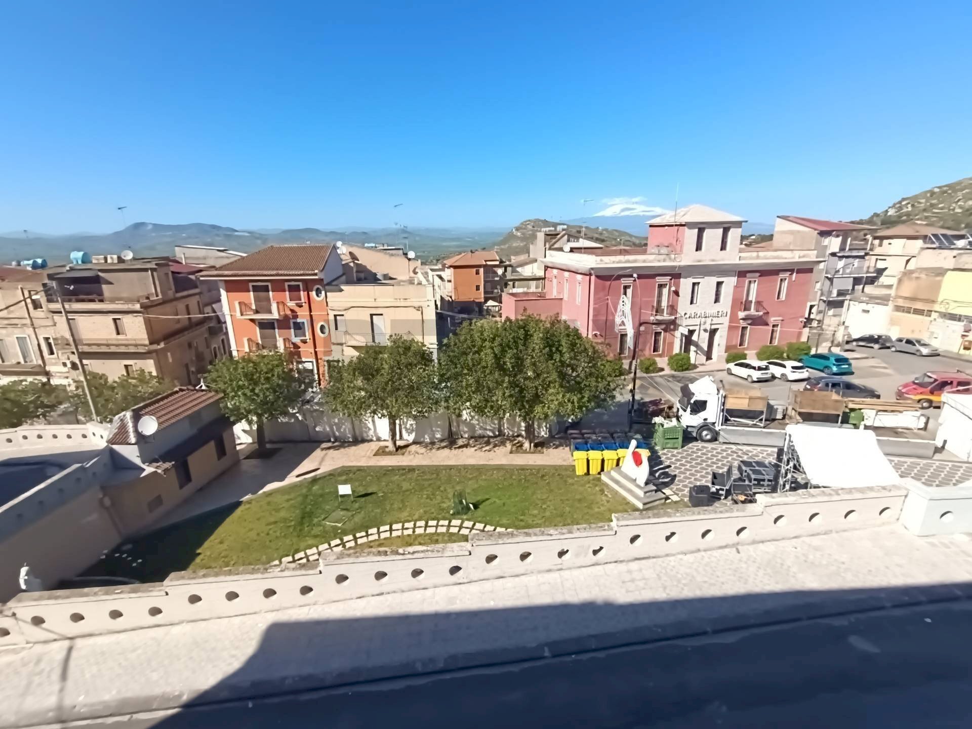 Edificio all\'aperto - Appartamento PIAZZA TENENTE DI FAZIO
 
3, Ramacca - foto 2