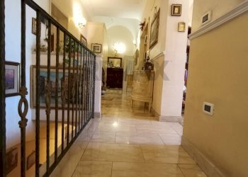 Hall / corridoio - Appartamento PIAZZA TENENTE DI FAZIO
 
3, Ramacca - foto 4