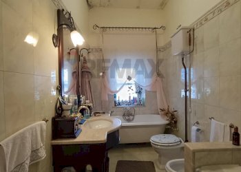 Bagno - Appartamento PIAZZA TENENTE DI FAZIO
 
3, Ramacca - foto 12