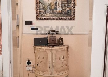 Hall / corridoio - Appartamento PIAZZA TENENTE DI FAZIO
 
3, Ramacca - foto 15