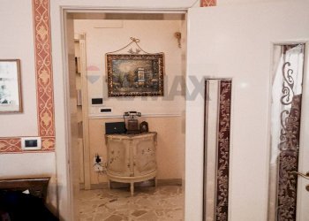 Hall / corridoio - Appartamento PIAZZA TENENTE DI FAZIO
 
3, Ramacca - foto 21