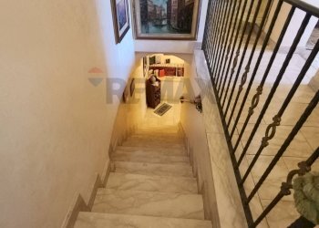 Scale - Appartamento PIAZZA TENENTE DI FAZIO
 
3, Ramacca - foto 23