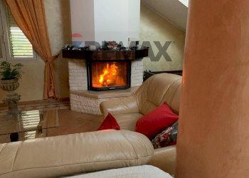 Soggiorno - Villa Contrada Trigona
 
snc, Solarino - foto 2