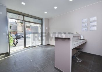 Ufficio - Locale Commerciale Piazza Duca Di Camastra
 
20, Catania - foto 1