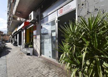 Edificio all\'aperto - Locale Commerciale Piazza Duca Di Camastra
 
20, Catania - foto 20