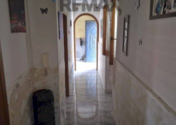 Hall / corridoio - Casa indipendente Vicolo di via stelluzza
 
20, Trecastagni - foto 6