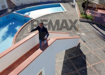 Piscina - Trilocale Via Nazionale
 
78, Letojanni - foto 3