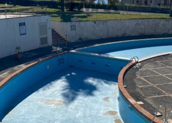 Piscina - Trilocale Via Nazionale
 
78, Letojanni - foto 5