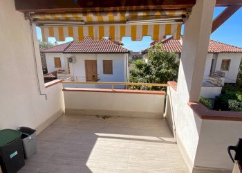 Terrazza - Trilocale Via Nazionale
 
78, Letojanni - foto 9