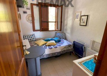 Camera / camera da letto - Trilocale Via Nazionale
 
78, Letojanni - foto 18