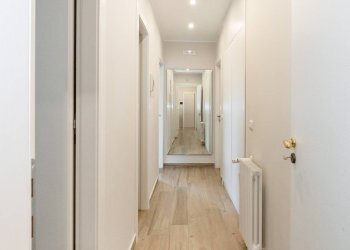 Hall / corridoio - Quadrilocale via l. ariosto
 
27 F, Acireale - foto 13