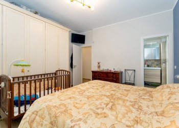 Camera / camera da letto - Quadrilocale via l. ariosto
 
27 F, Acireale - foto 33