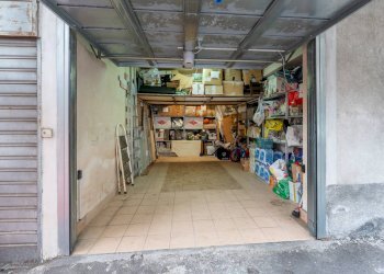 Parcheggio - Quadrilocale via l. ariosto
 
27 F, Acireale - foto 43