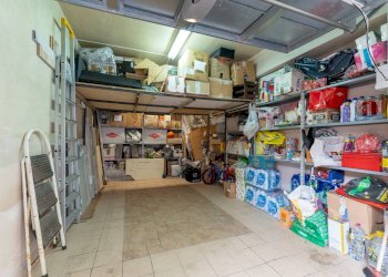 Dispensa di stoccaggio - Quadrilocale via l. ariosto
 
27 F, Acireale - foto 45