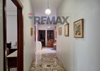 Hall / corridoio - Appartamento via urbino
 
7, Paterno - foto 4