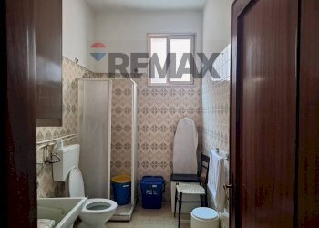 Bagno - Appartamento via urbino
 
7, Paterno - foto 9