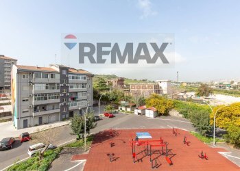 Edificio all\'aperto - Quadrilocale Via Gaetano Di Giovanni
 
19, Catania - foto 21