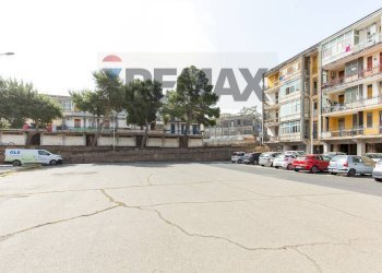 Edificio all\'aperto - Quadrilocale Via Gaetano Di Giovanni
 
19, Catania - foto 29