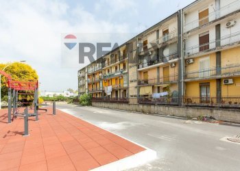 Edificio all\'aperto - Quadrilocale Via Gaetano Di Giovanni
 
19, Catania - foto 32