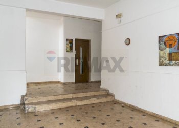 Ricezione / Lobby - Appartamento Via Giacomo Puccini
 
2, Gravina di Catania - foto 12