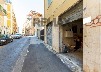Edificio all\'aperto - Box Via Francesco Cilea, Catania - foto 3