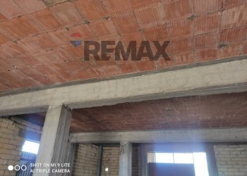 Dettagli - Warehouse contrada marvezzaro
 
47, Paterno - photo 13