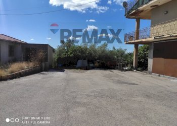 Terrazza - Warehouse contrada marvezzaro
 
47, Paterno - photo 14