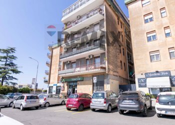 Edificio all\'aperto - Appartamento Via San Domenico Savio
 
3, Gravina di Catania - foto 1