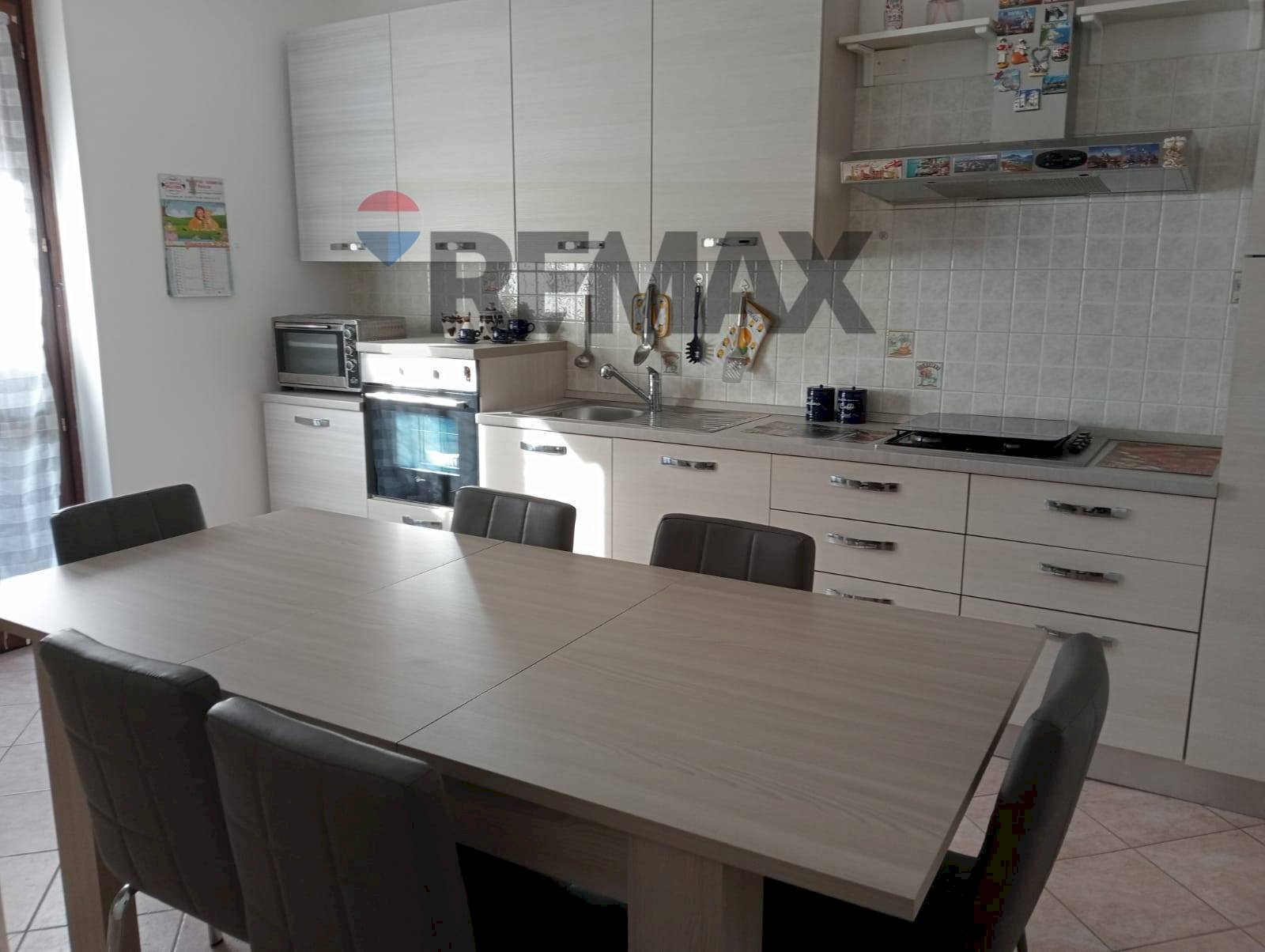 Cucina - Quadrilocale Via Federico de Roberto
 
26, Mascali - foto 3