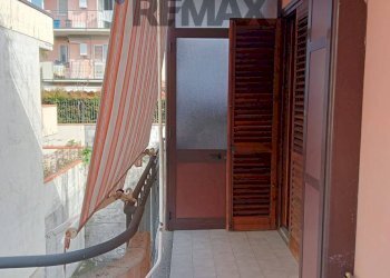 Balcone - Quadrilocale Via Federico de Roberto
 
26, Mascali - foto 5