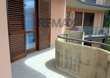 Balcone - Four-room apartment Via Federico de Roberto
 
26, Mascali - photo 21