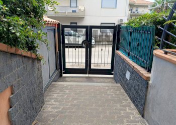 Balcone - Four-room apartment Via Federico de Roberto
 
26, Mascali - photo 24