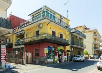 Edificio all\'aperto - Trilocale Via Vittorio Emanuele
 
104, Gravina di Catania - foto 21