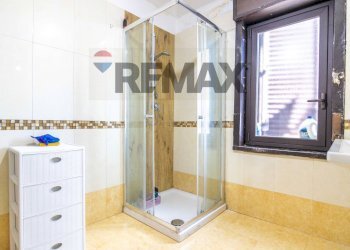 Bagno - Two-room apartment Via Plebiscito
 
449, Catania - photo 10