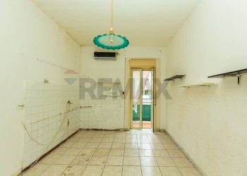 Stanza vuota - Quadrilocale Via Toscana
 
4, Catania - foto 8