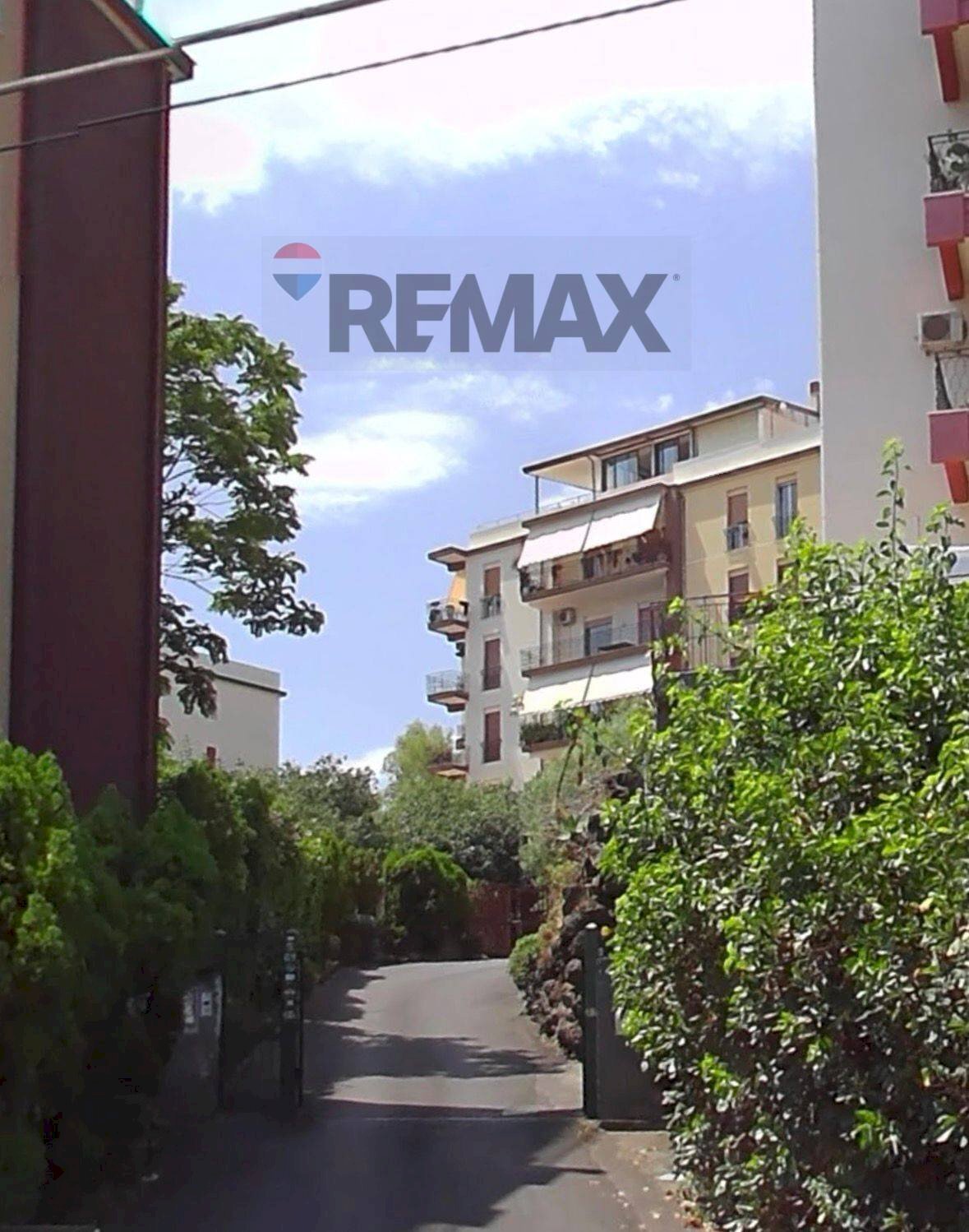 Edificio all\'aperto - Box VIA CARNAZZA
 
89, Tremestieri Etneo - foto 3