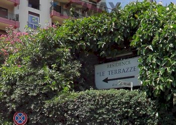 Edificio all\'aperto - Box VIA CARNAZZA
 
89, Tremestieri Etneo - foto 4