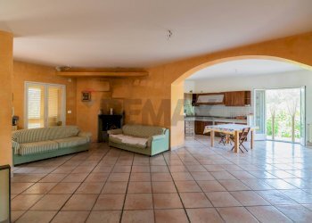 Sala da pranzo - Villa vaccarini, Mascalucia - foto 5