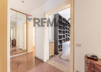 Hall / corridoio - Trilocale Via Tibullo
 
11, Roma - foto 23